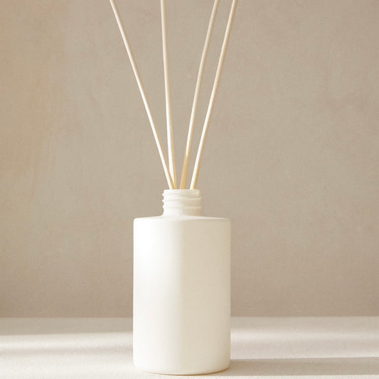 White Powdery Diffuser Sticks