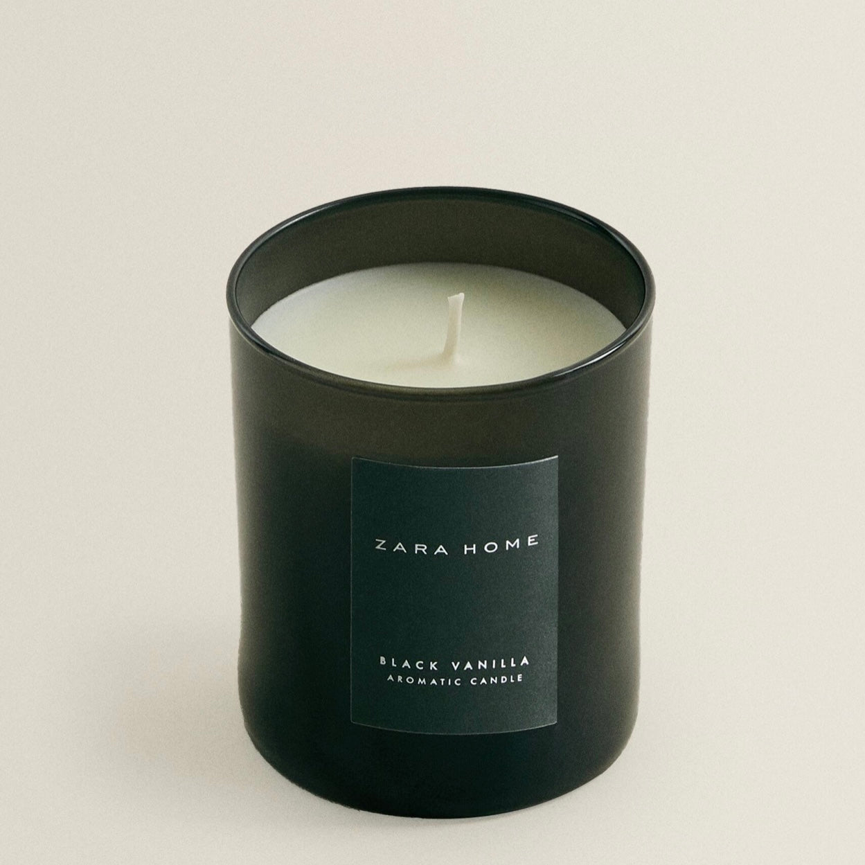 Black Vanilla Scented Candle