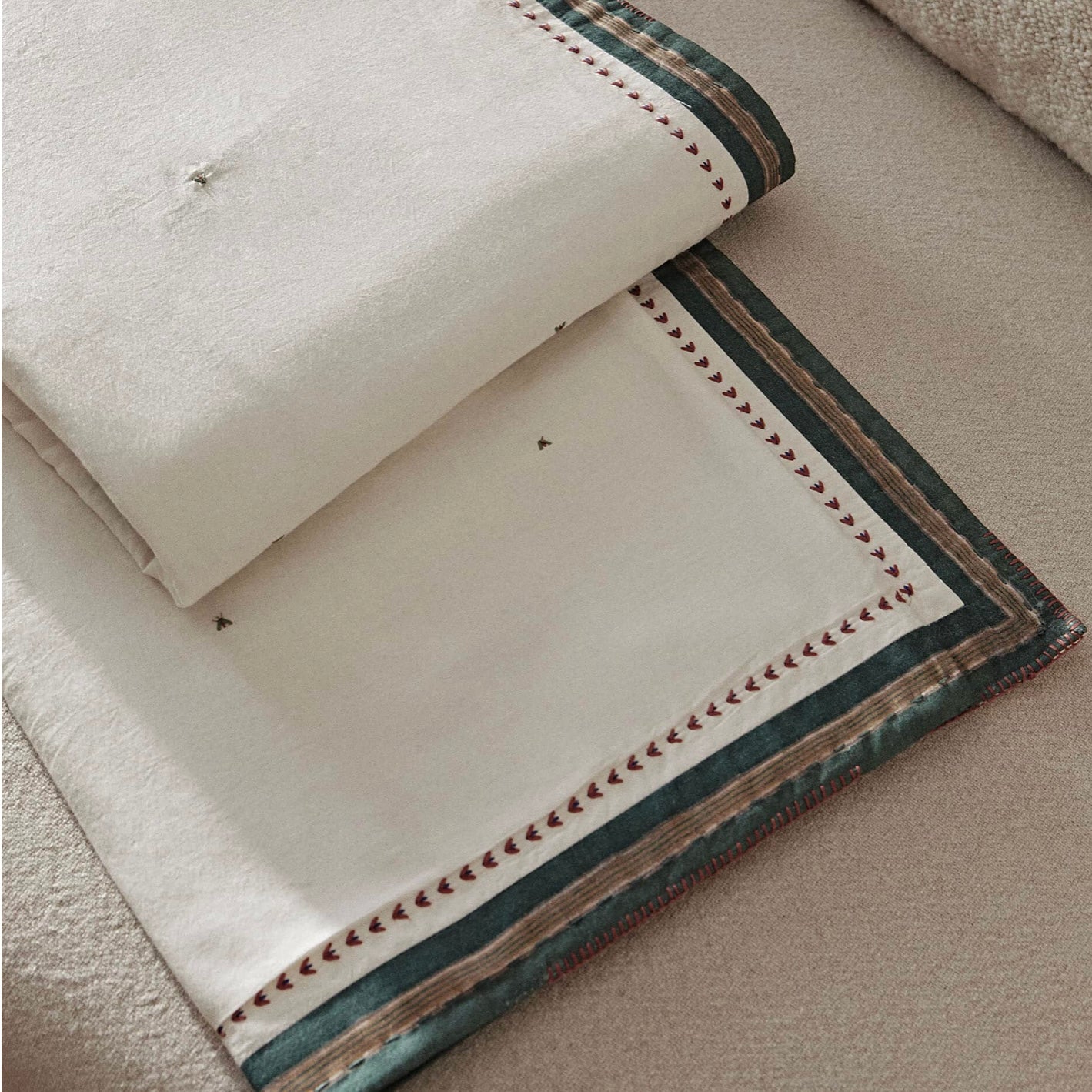 Embriodered Cotton Throw