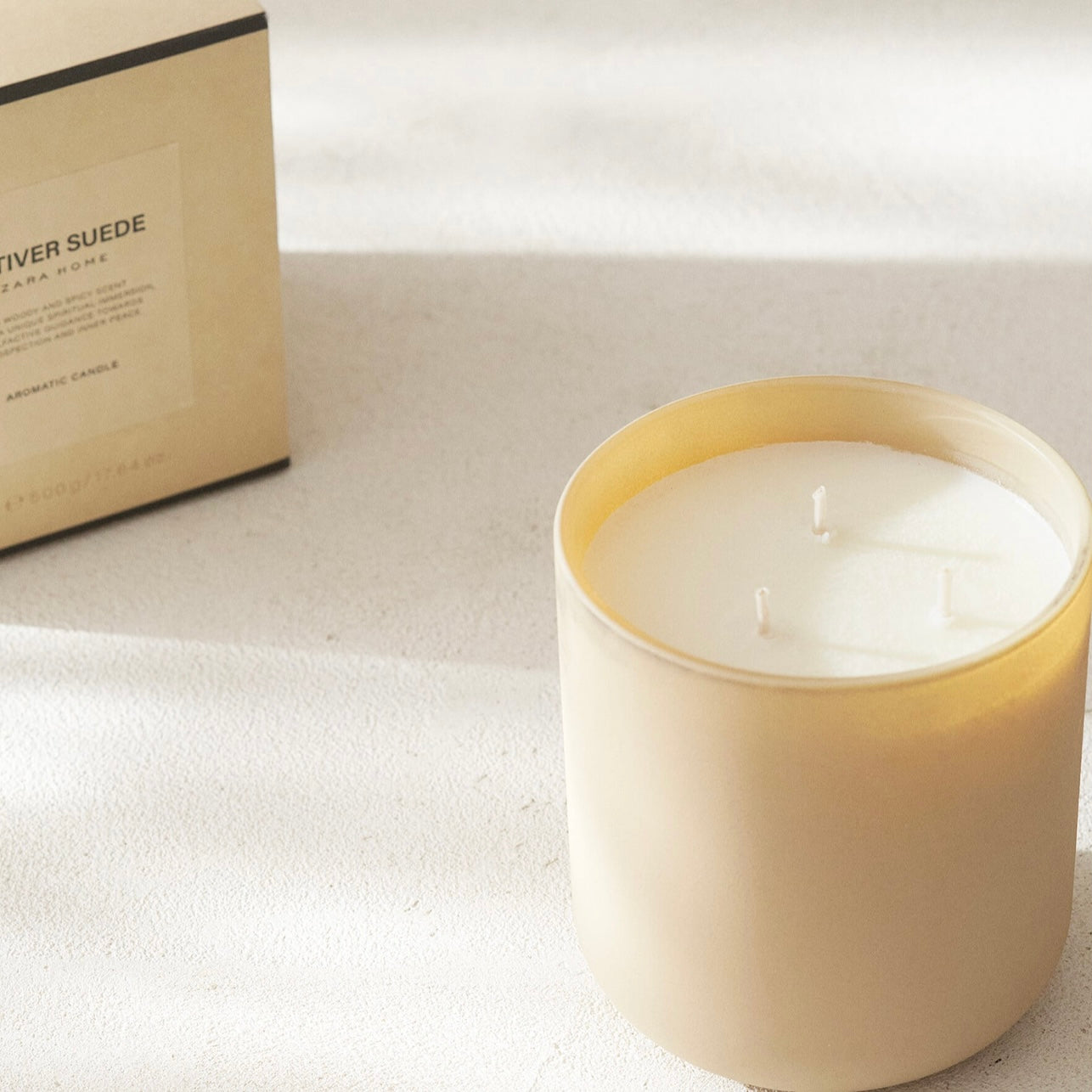 Iris Scented Candle